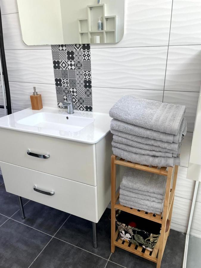 Agreable Maison 3* En Bord De Mer Dieppe Exterior photo