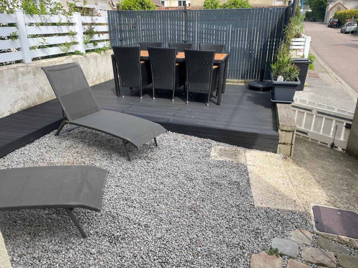 Agreable Maison 3* En Bord De Mer Dieppe Exterior photo